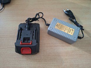 Акумулятор 18А/2AH (LXT-тип) &mdash; Універсальна батарея для інструменту Makita-type та зарядний пристрій 2960458590 фото